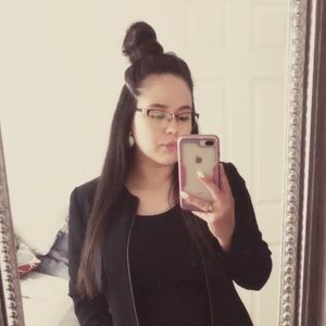 Meet your Posher, dmonteon